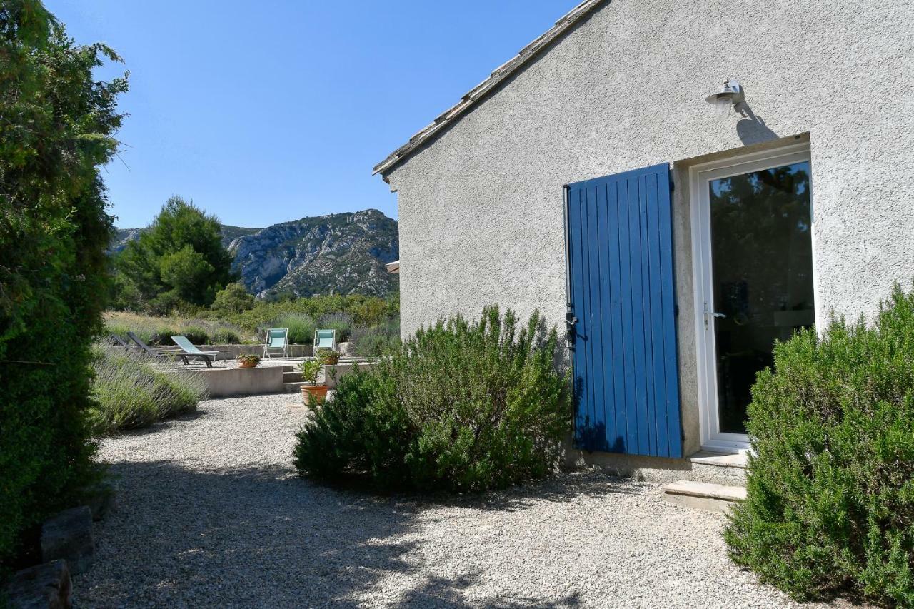 Le Mas Des Genets Saint-Remy-de-Provence Bagian luar foto